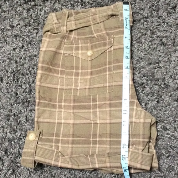 💋 4/$30 Apt 9 Plaid shorts - Picture 6 of 7